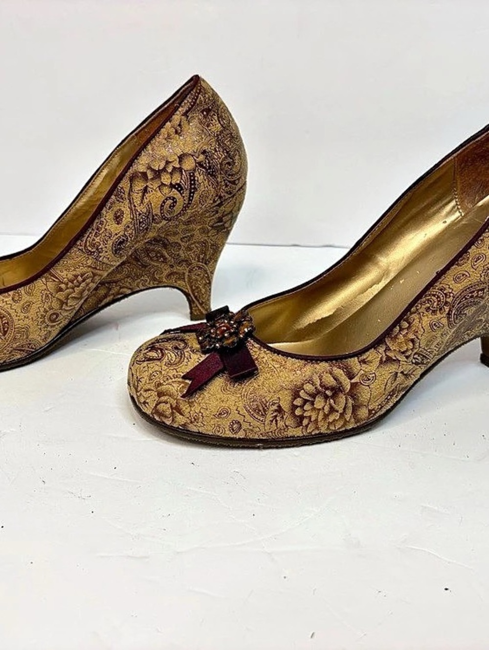 Something Else by Skechers Paisley Bow Heels in Brown & Burgundy